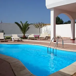 villa-real-oliva.hotelsfuerteventura.org/